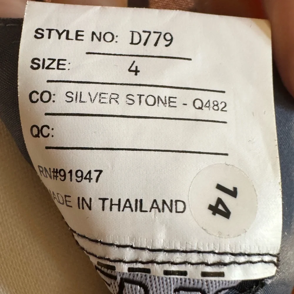 NWT Alfred Sung Cap Sleeve‎ V-Neck Satin Gown with Pockets Silverstone Size 4 - Picture 15 of 17